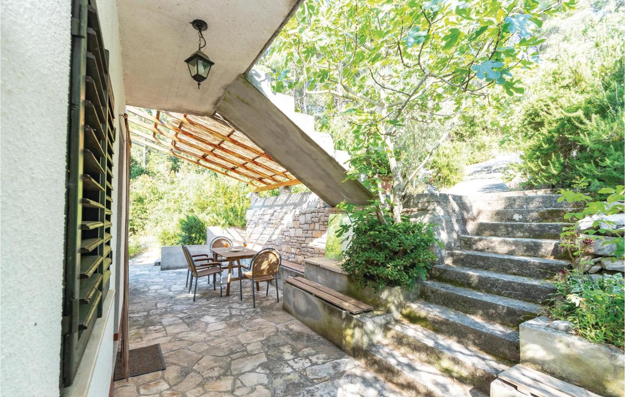 Cozy Apartment In Crnja Luka With Wifi Prigradica Exterior foto