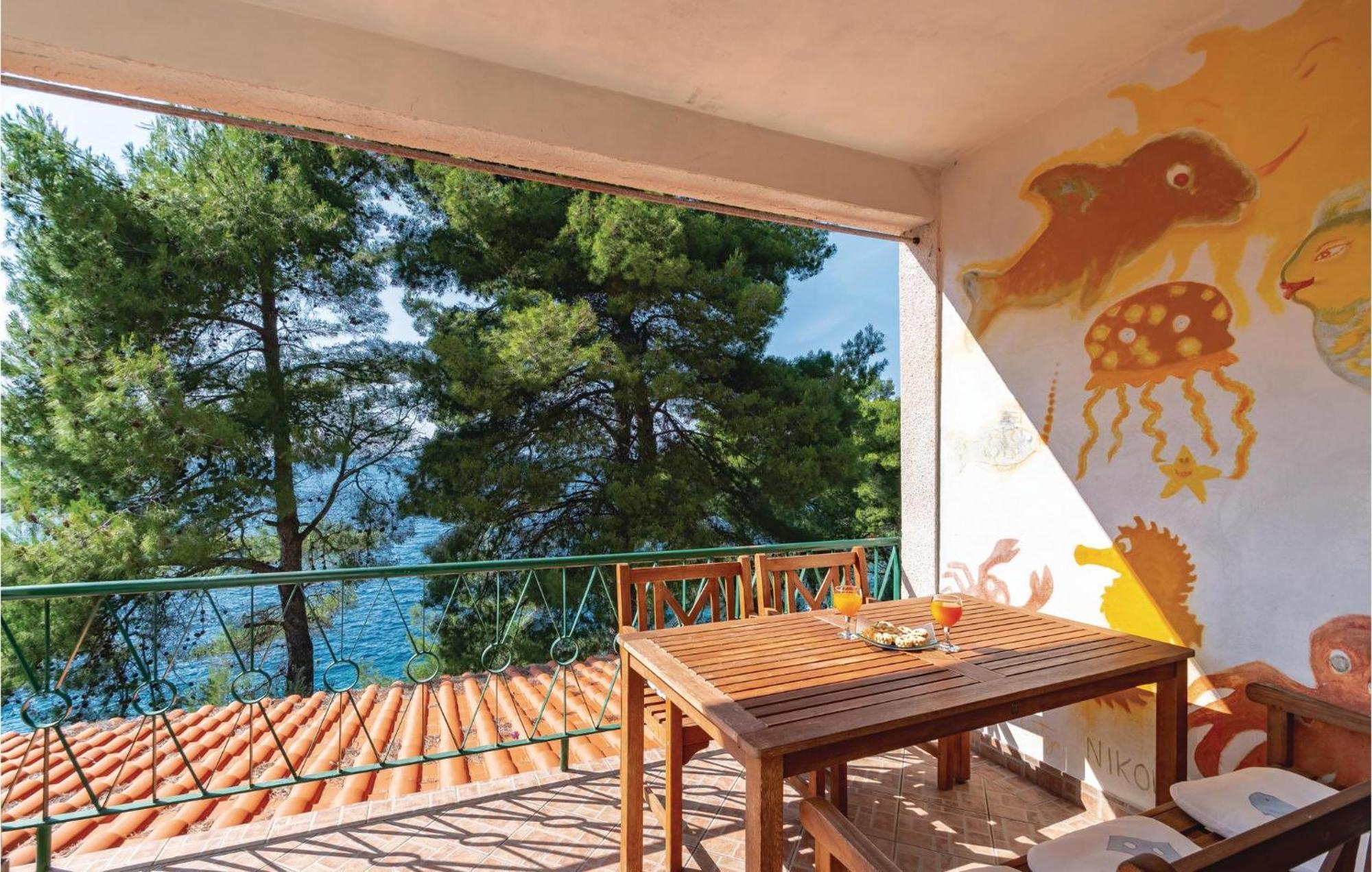 Cozy Apartment In Crnja Luka With Wifi Prigradica Exterior foto